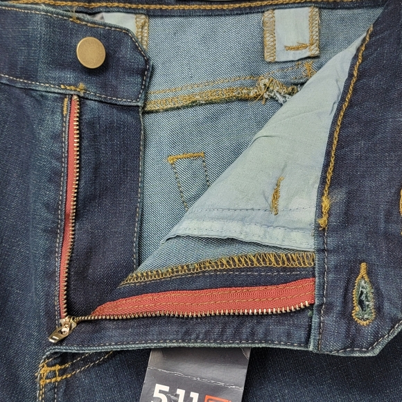 5.11 Tactical Defender Flex Straight Dark Wash Denim Blue Jeans Sz 32x34 NEW - Picture 5 of 12